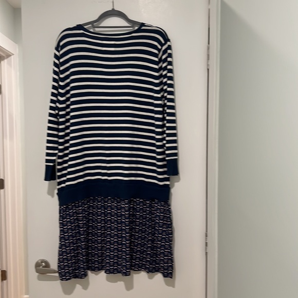 Fun Sweater/Tunic - Picture 4 of 4